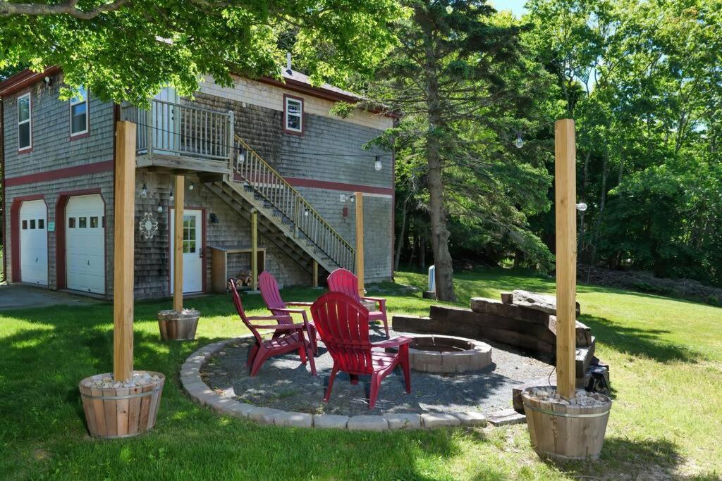 2 Bedroom Home W/ Pondside View Backyard Maine Escape Bar Harbor Kültér fotó